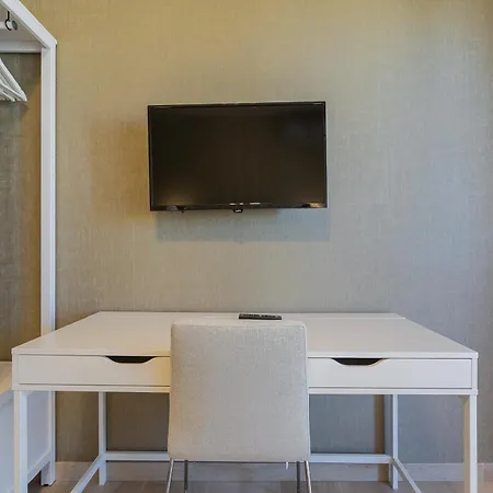 Casa de hóspedes Fifty-one By Apulia 4*