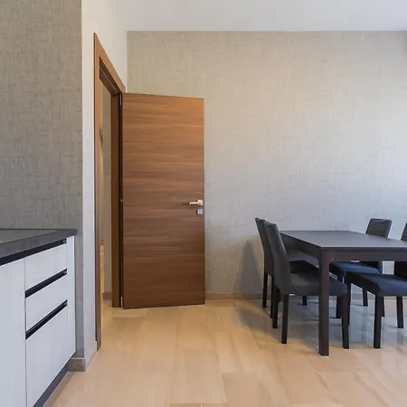 Casa de hóspedes Fifty-one By Apulia 4*