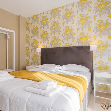 Fifty-one By Apulia Guest house