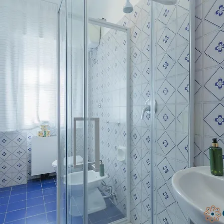 Fifty-one By Apulia Guest house