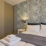 Fifty-one By Apulia Maison d'hôtes