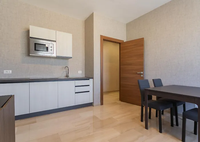 Fifty-one By Apulia Affittacamere 3*